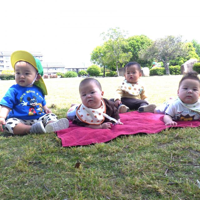 ＊　０歳児　おさんぽ　＊