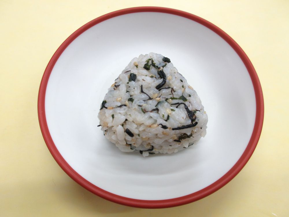 ひじきおにぎり