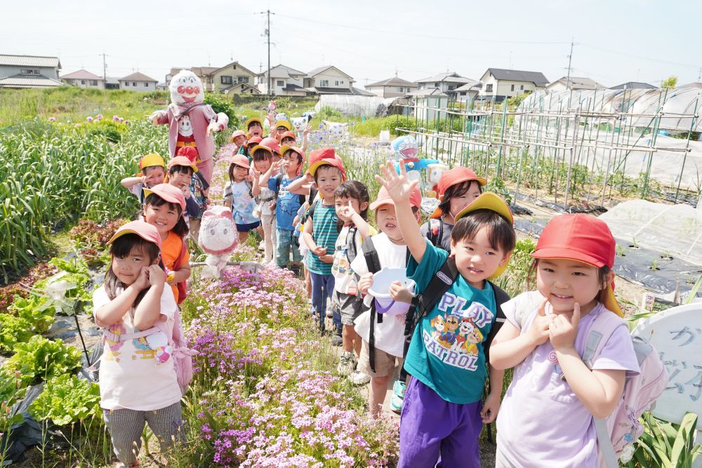最後はかかしと写真をパシャリ☆
かかしやさまざまな虫を見せてくださり
ありがとうございました♡♡