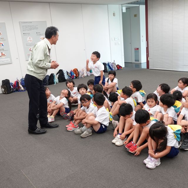 ＊　５歳児　消防署見学①　＊