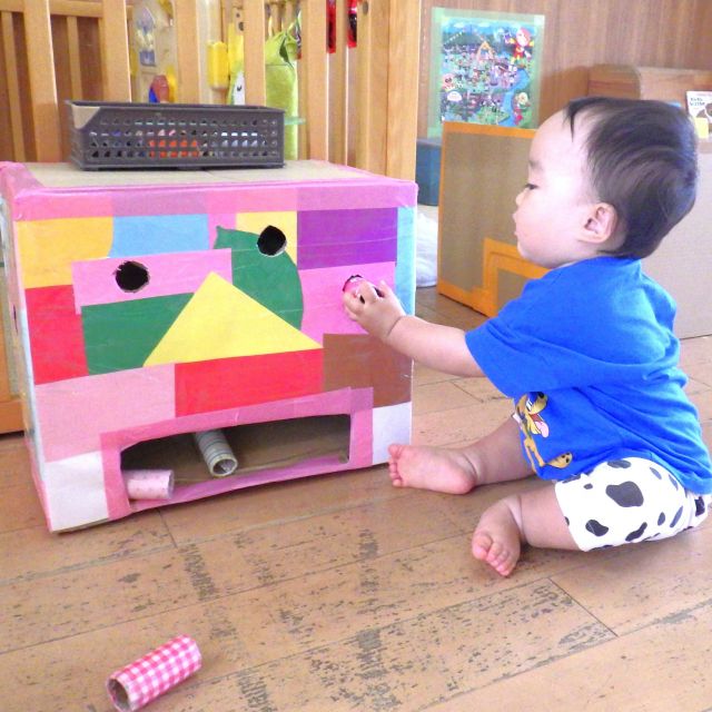 ＊　0歳児　ポットン落とし♪　＊