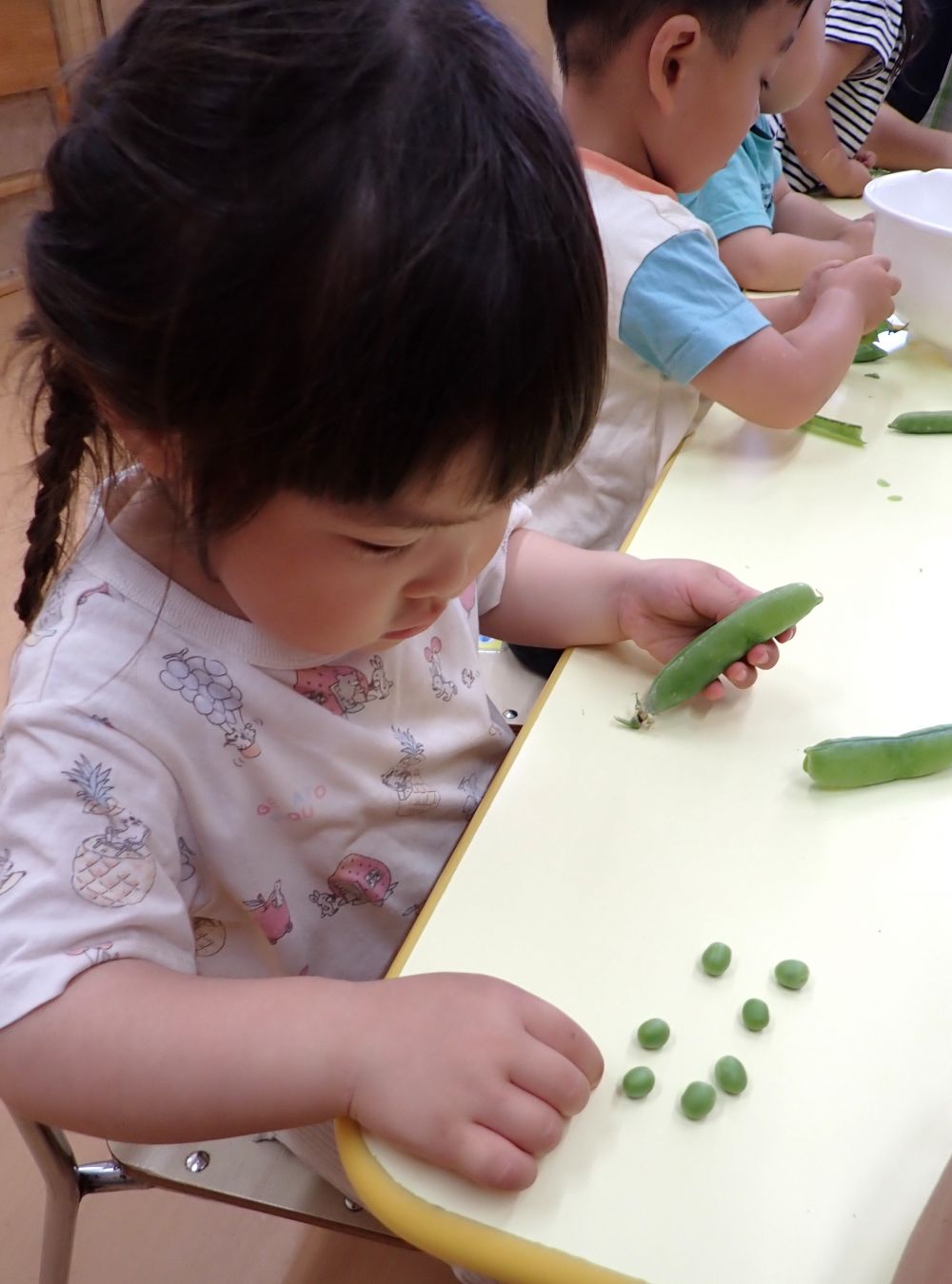 「何個あるかな？」と数えている子も✨