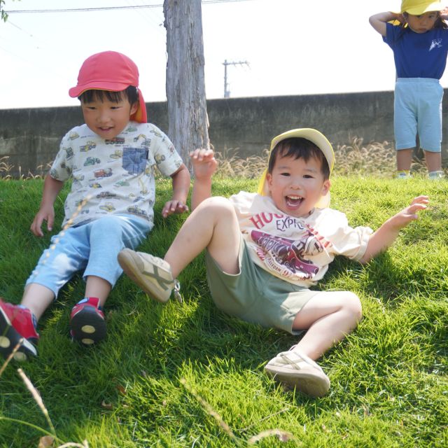 ＊　２・４歳児　散歩②　＊