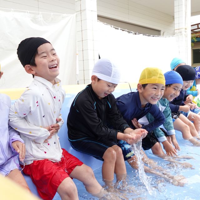 ＊　３・５歳児　プール　＊