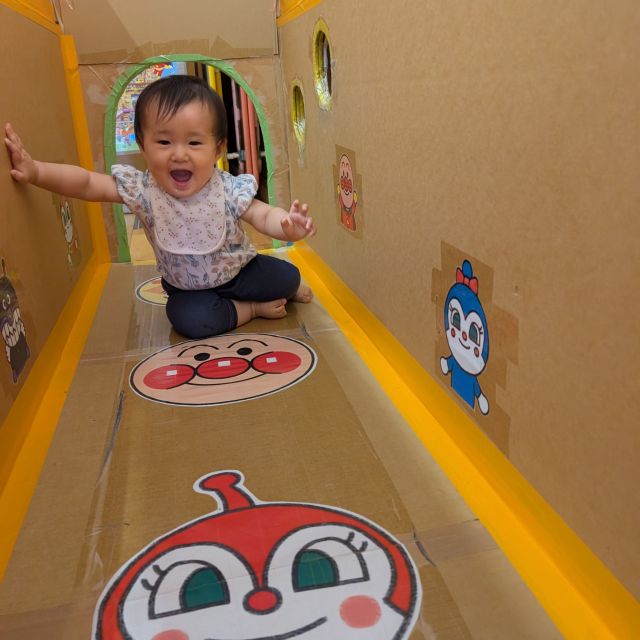 アンパンマントンネル　～０歳児　ウサギ組～