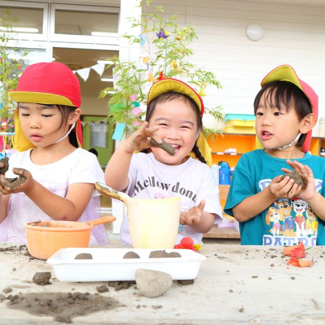 ＊　4歳児　この土おもしろい！①　＊
