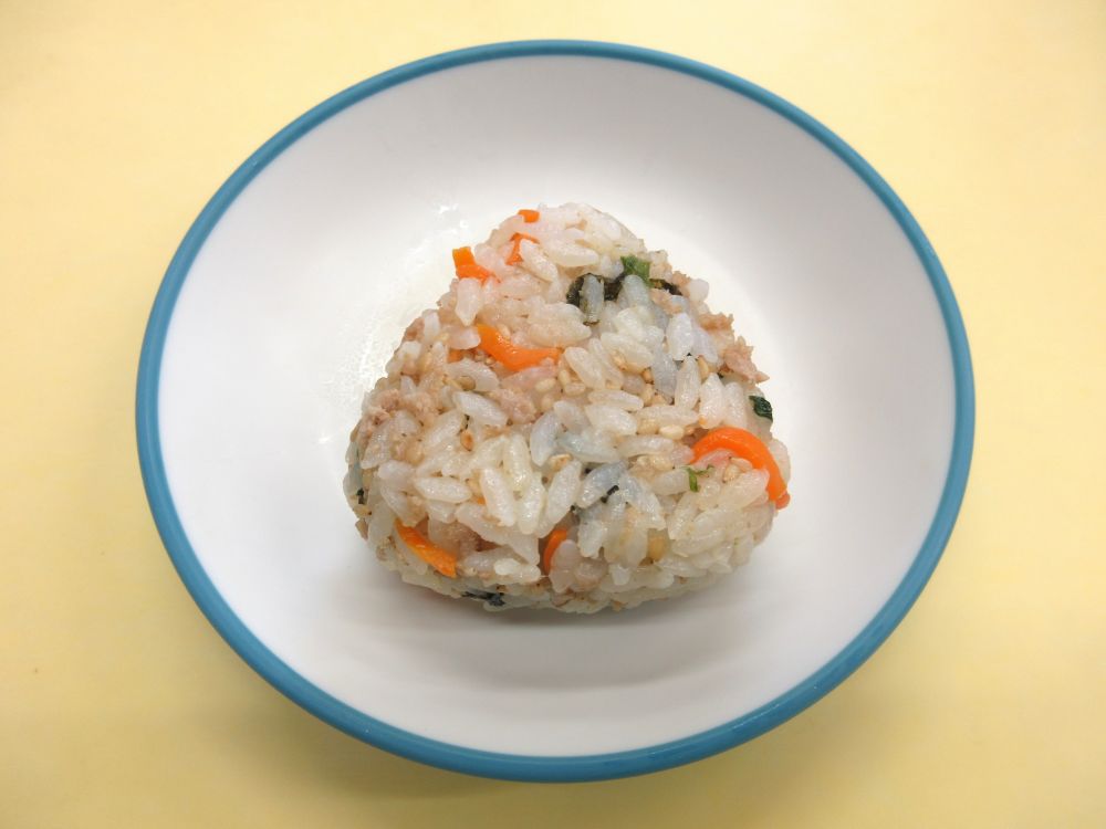 ビビンバ風おにぎり