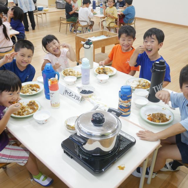 ＊　５歳児　園に泊まろう！【夜ご飯②】　＊
