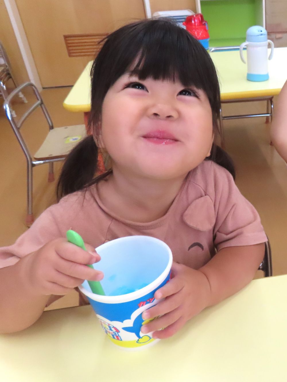 🐻「おいし～い✨
　　　かき氷屋さん、また来てね💕」