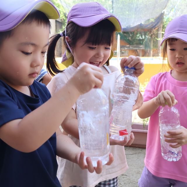 色水あそび　＊3歳児＊