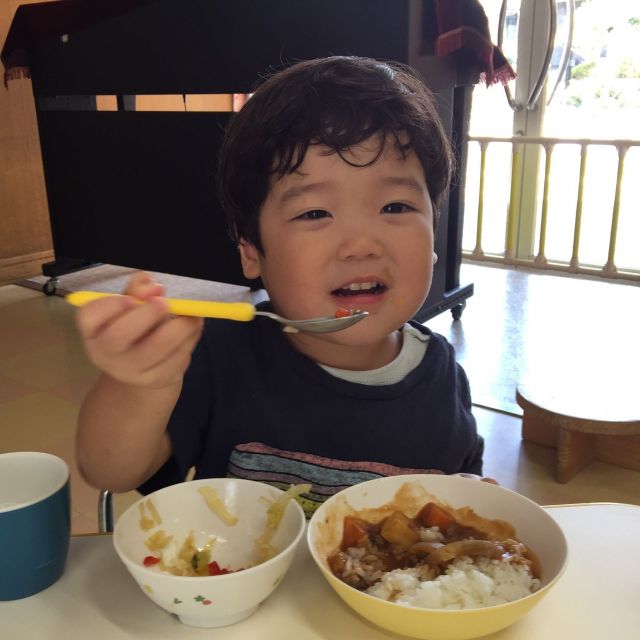 ＊　給食時間の様子　（あいはうす）　＊