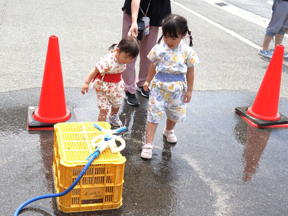 楽しみにしていた夏祭り、始まるよ♪
熱中症対策もいろいろ考えて・・・
