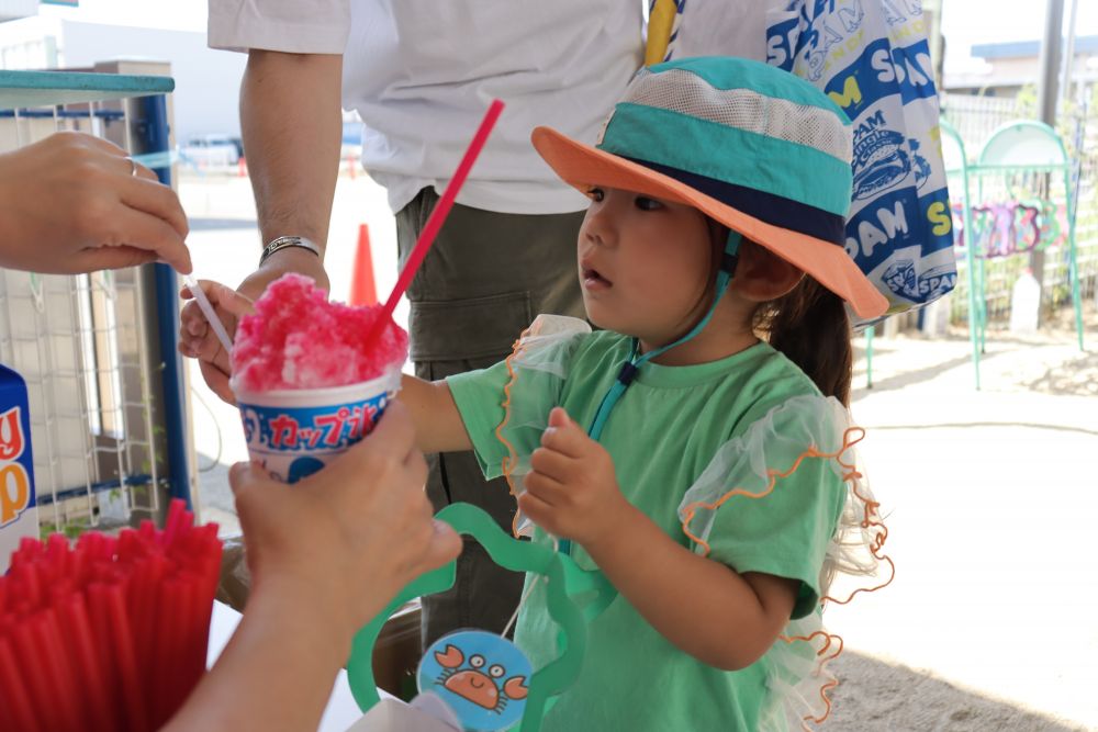 私は、いちごのかき氷🍓