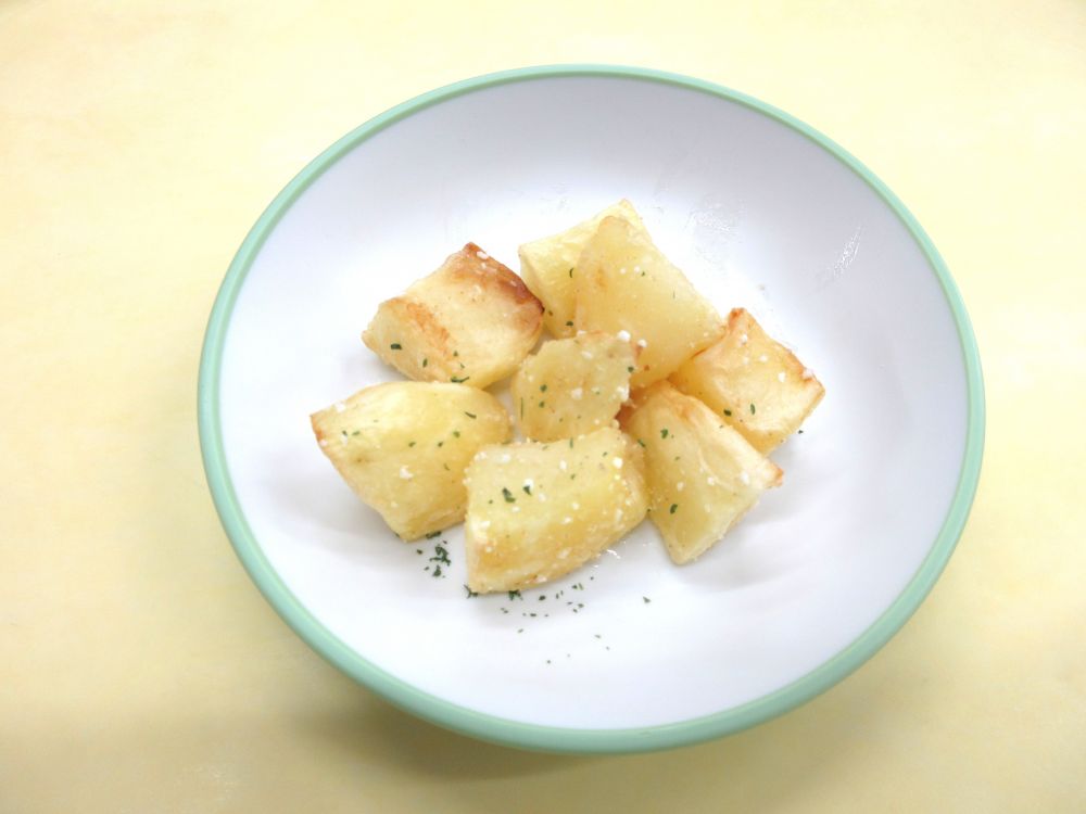 じゃがいものコンソメチーズ
