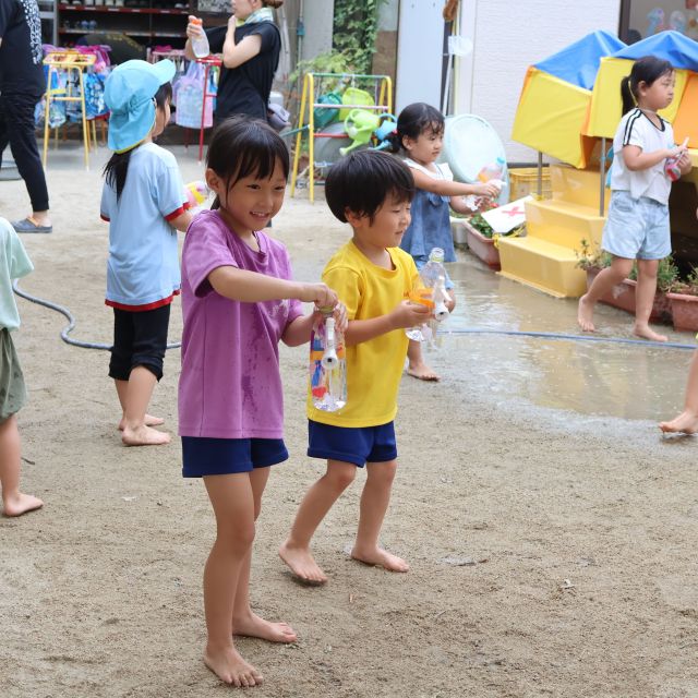 水鉄砲対決🔫　＊４歳児＊