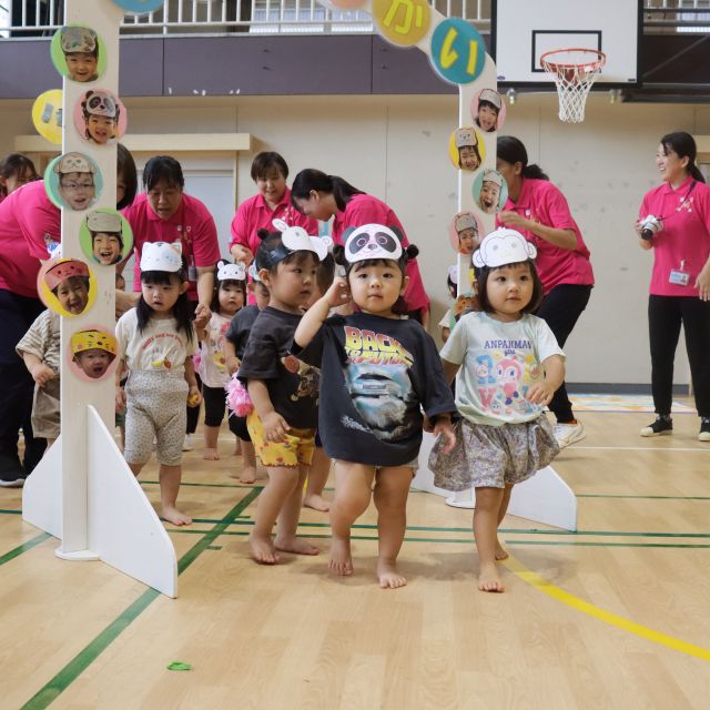 0.1歳児運動会　～ヒヨコ組さんの入場です～
