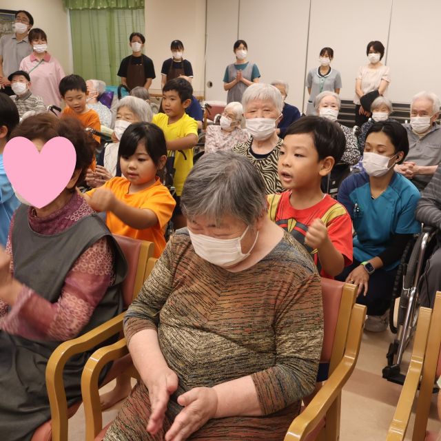 ひらはらの郷～敬老会②～　＊５歳児＊