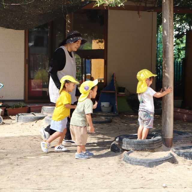 園庭遊び　＊１．２歳児＊