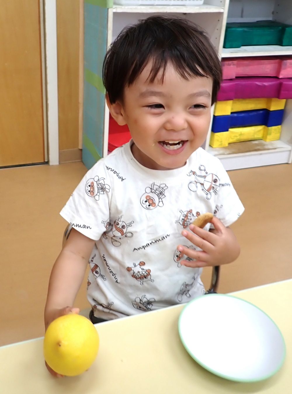 今週はもりもり週間🥄
今日のおやつは、レモンクッキー🍋